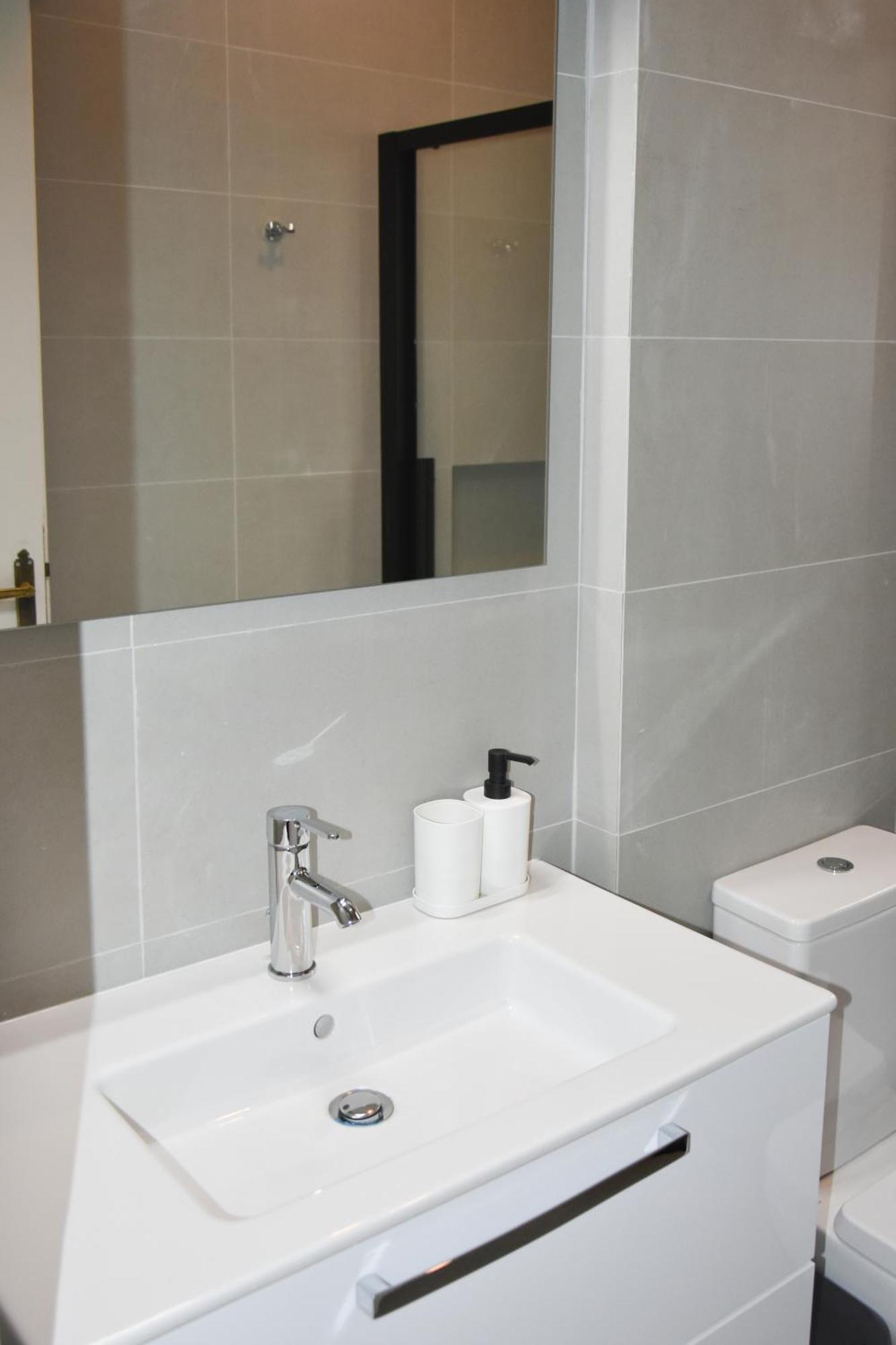 Spacious Modern Apartment In Pagkrati Athena Bagian luar foto