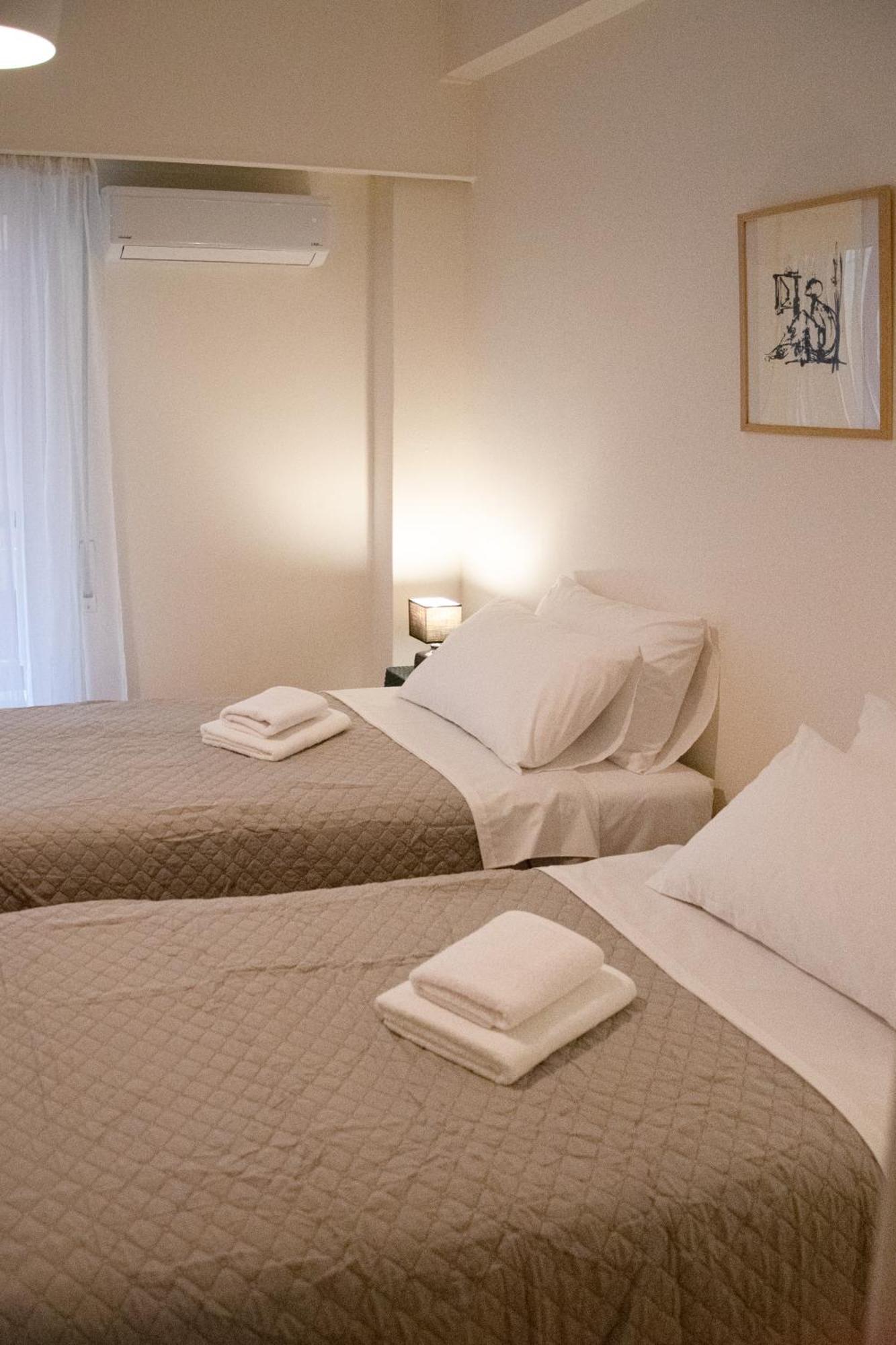 Spacious Modern Apartment In Pagkrati Athena Bagian luar foto